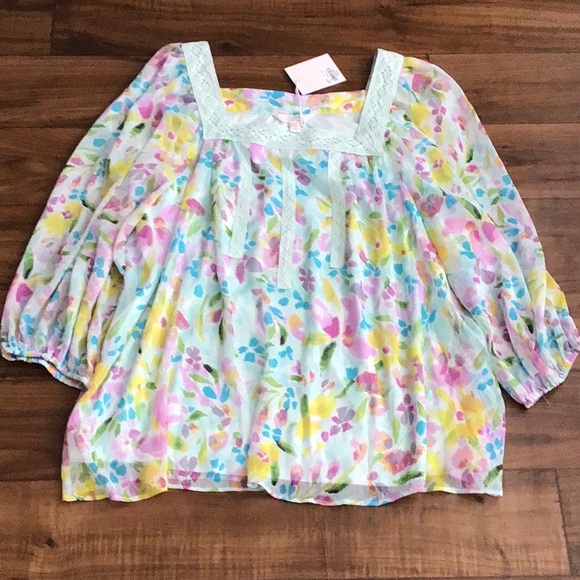 LC Lauren Conrad Tops - 2/$12 3/$18 Lauren Conrad floral peasant blouse NWT